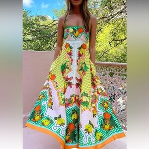 Cotton and linen fruit swing dress! Size small. Very cute!!!